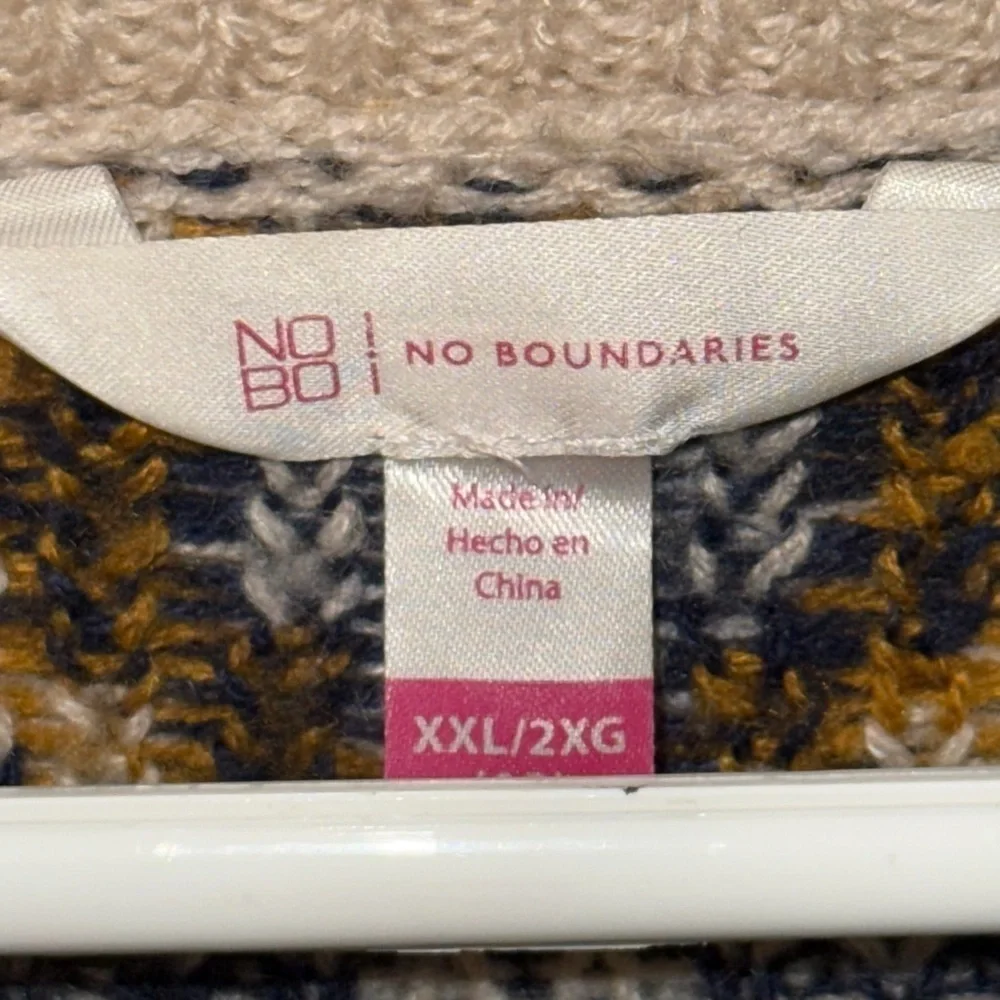 No Boundaries stylish casual